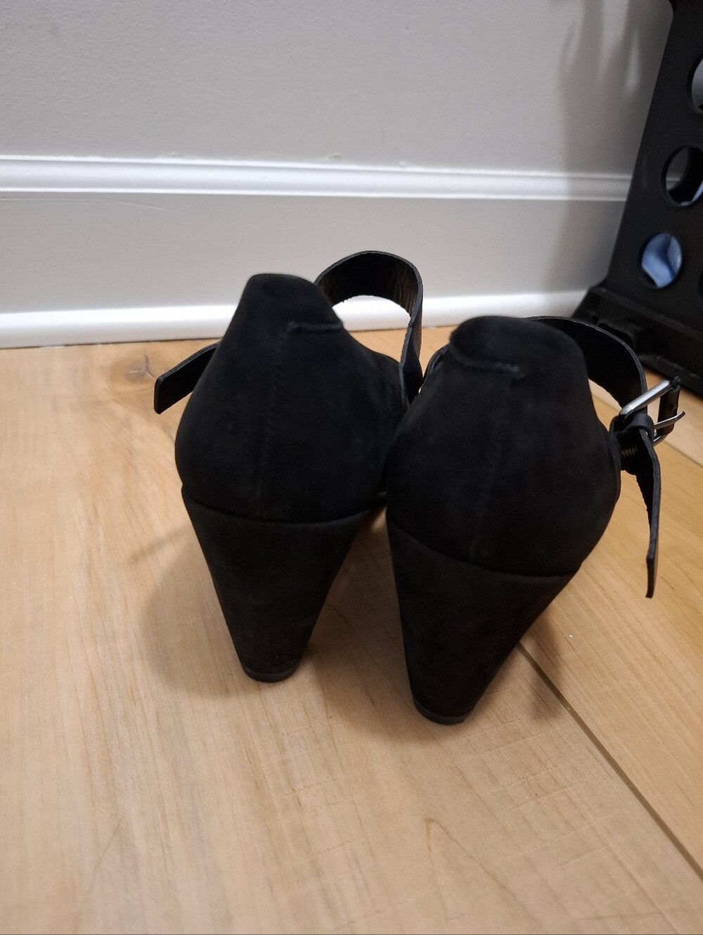 Ecco Heels Women's 38 Black Suede Shape 55 Plateau Mary Jane Adjustable Strap - Picture 4 of 6